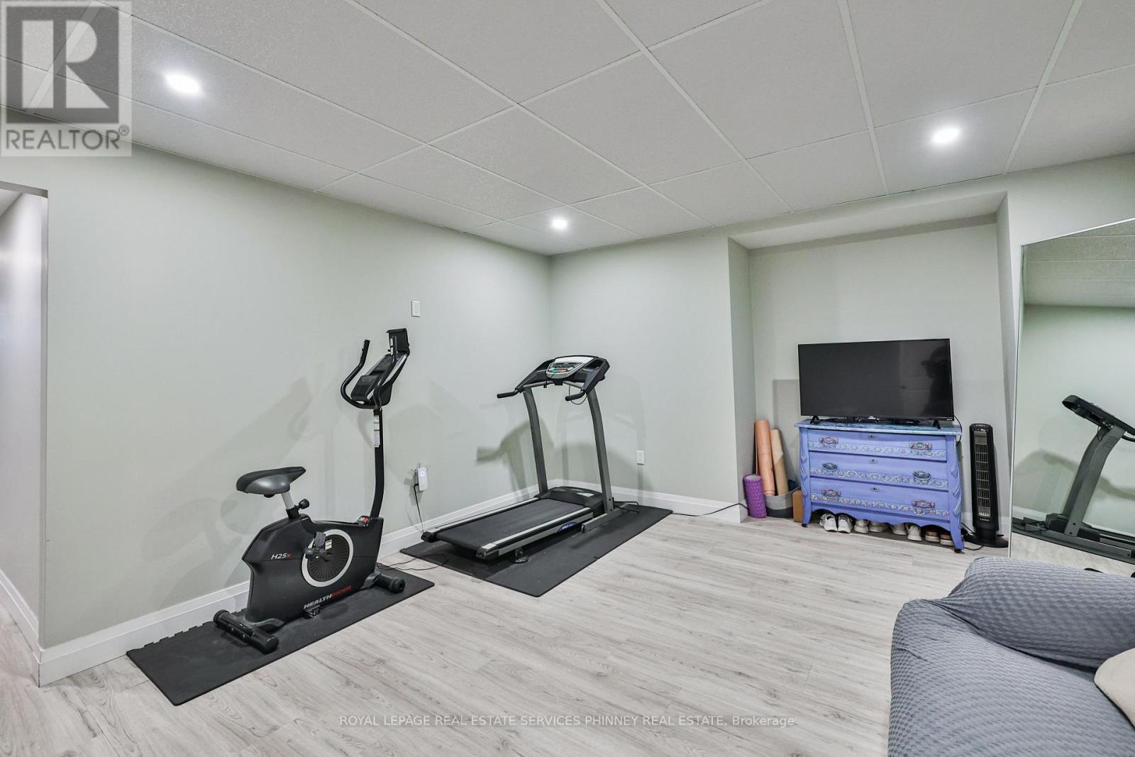 1068 Xavier Street, Gravenhurst, Ontario  P0E 1G0 - Photo 39 - X12939322