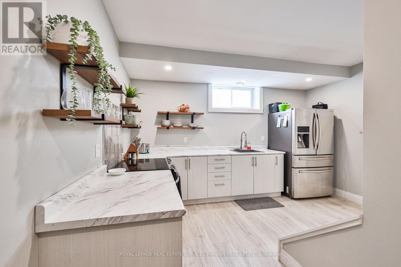 1068 Xavier Street, Gravenhurst, Ontario  P0E 1G0 - Photo 34 - X12939322