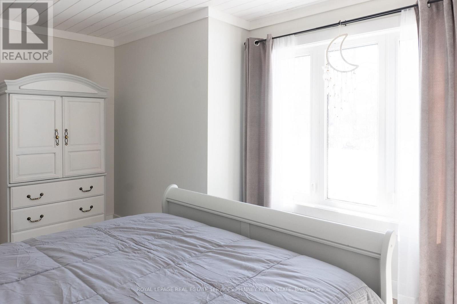 1068 Xavier Street, Gravenhurst, Ontario  P0E 1G0 - Photo 30 - X12939322