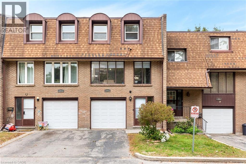 49 Cedarwoods Crescent Unit# 48, Kitchener, Ontario  N2C 2L1 - Photo 2 - 40816512