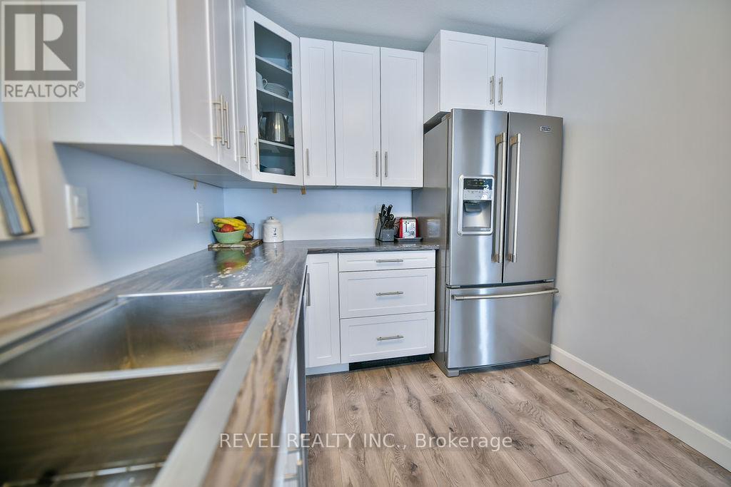 1301 Lozanne Crescent, Timmins, Ontario  P4P 1E7 - Photo 8 - T12943092