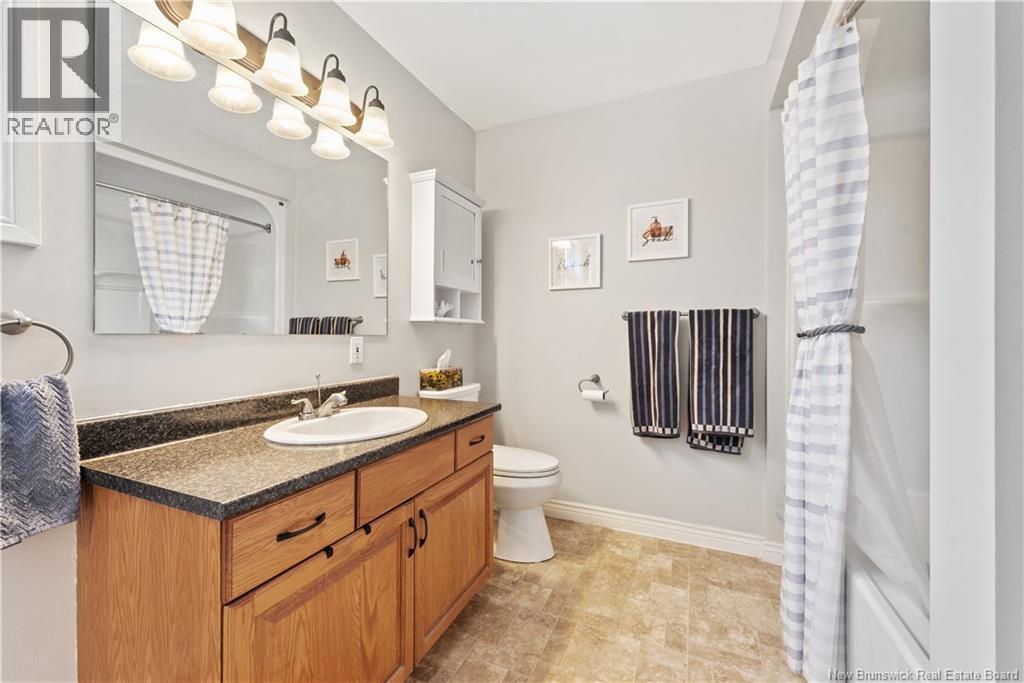 19 Bridlewood Way, Moncton, New Brunswick  E1G 2H2 - Photo 15 - NB132193