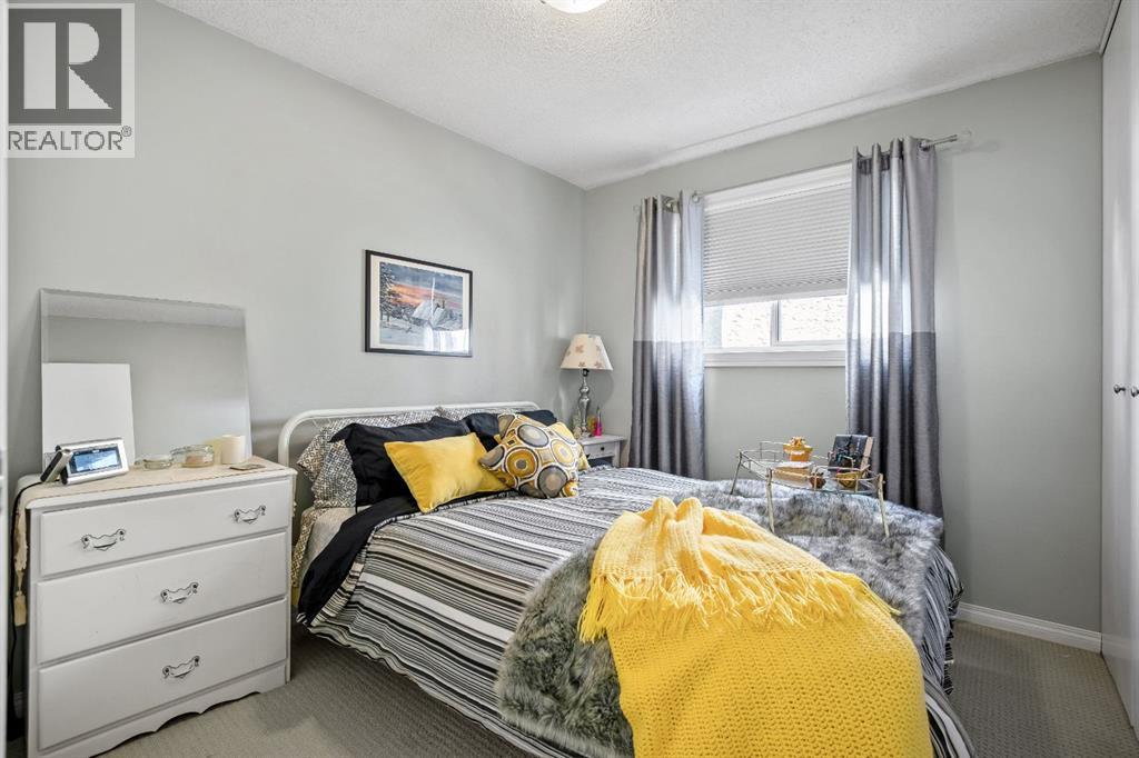 35 Parkwood Crescent, Strathmore, Alberta  T1P 1H5 - Photo 18 - A2289094