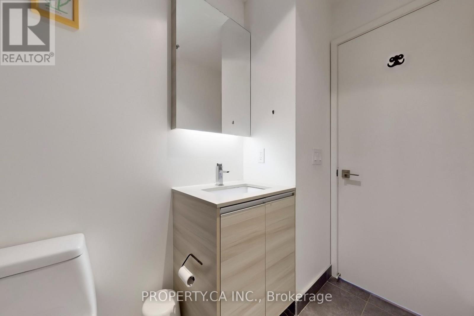 1205 - 20 Minowan Miikan Lane, Toronto, Ontario  M6J 0E5 - Photo 14 - C12890432