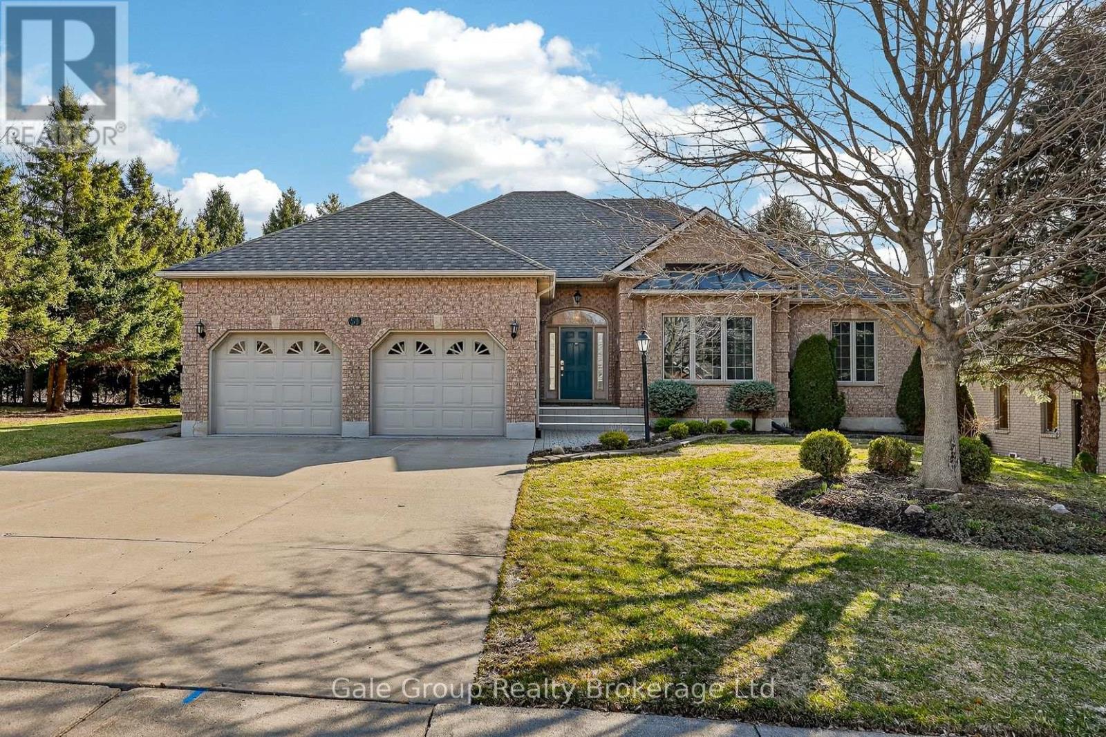 51 DEMEYERE AVENUE, Tillsonburg, Ontario