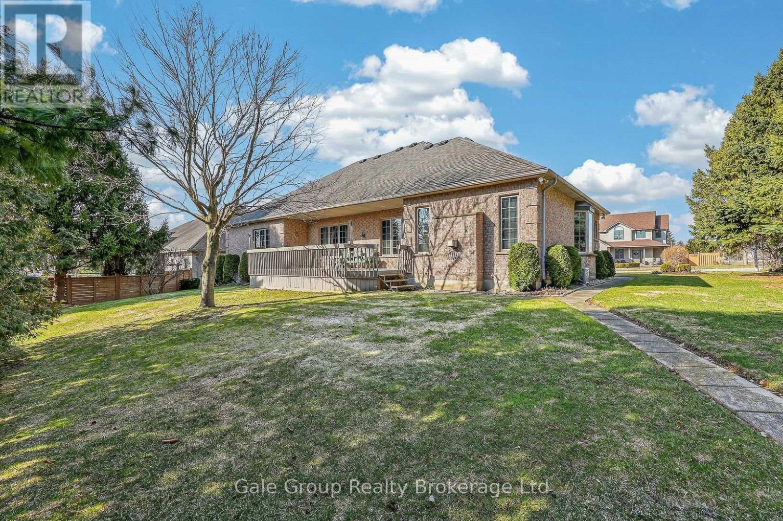 51 Demeyere Avenue, Tillsonburg, Ontario  N4G 5P8 - Photo 11 - X12943136