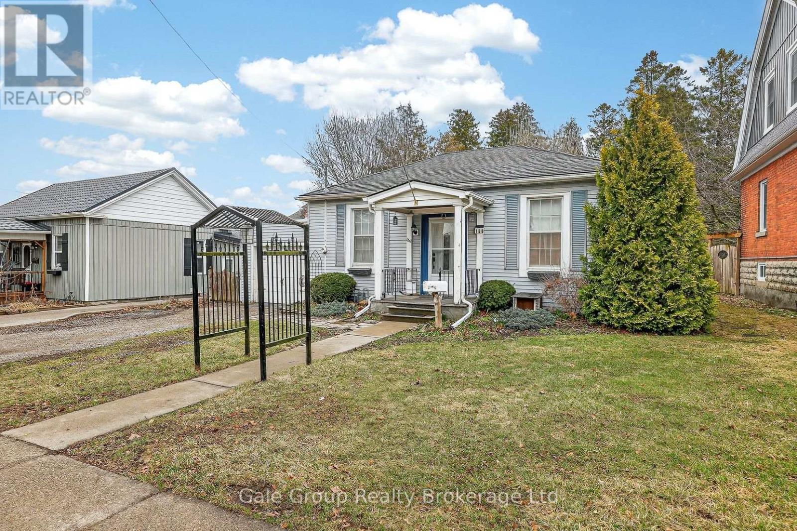 160 Riddell Street, Woodstock, Ontario  N4S 6M8 - Photo 3 - X12943150