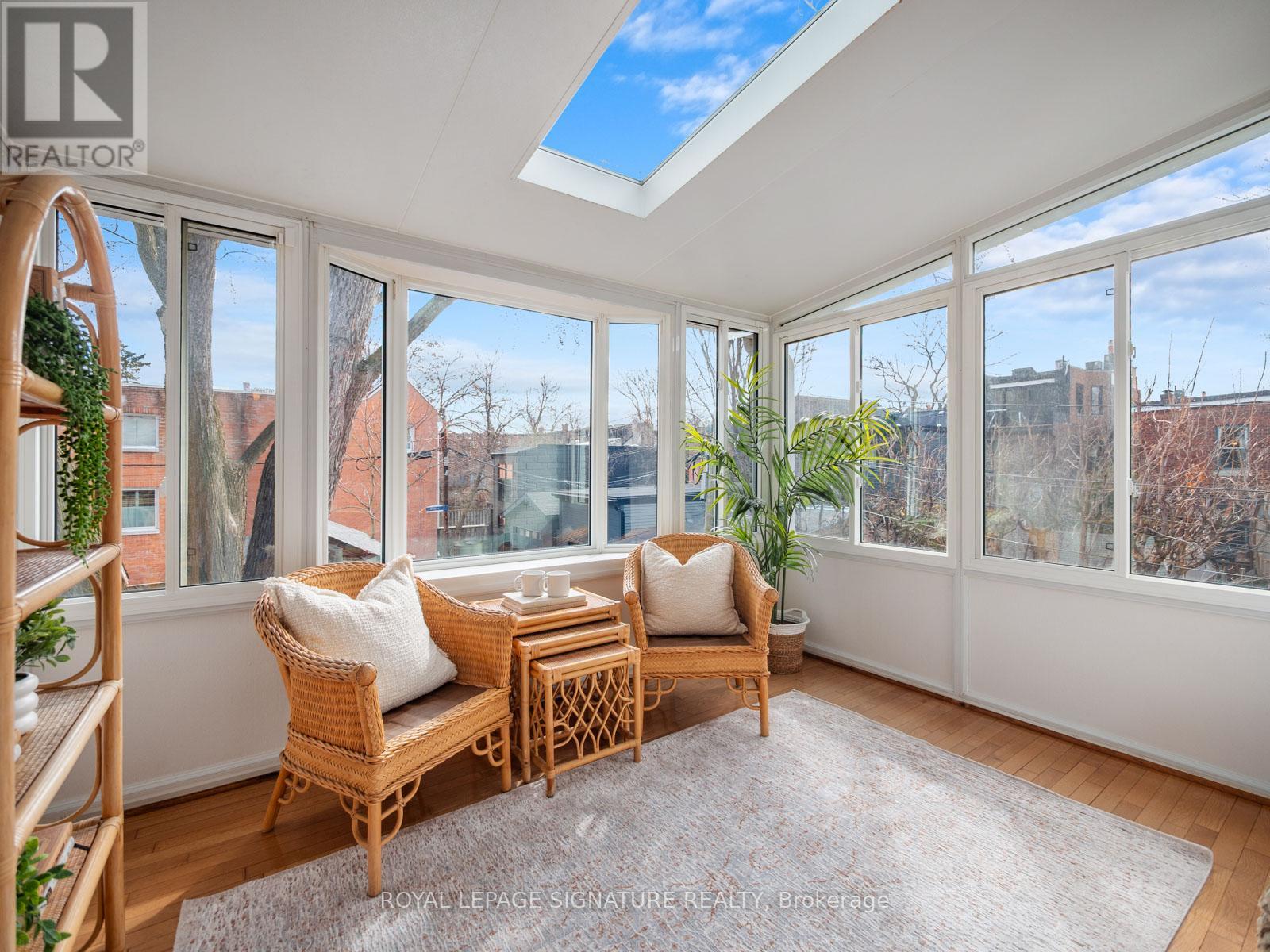 487 Sackville Street, Toronto, Ontario  M4X 1T6 - Photo 19 - C12940936