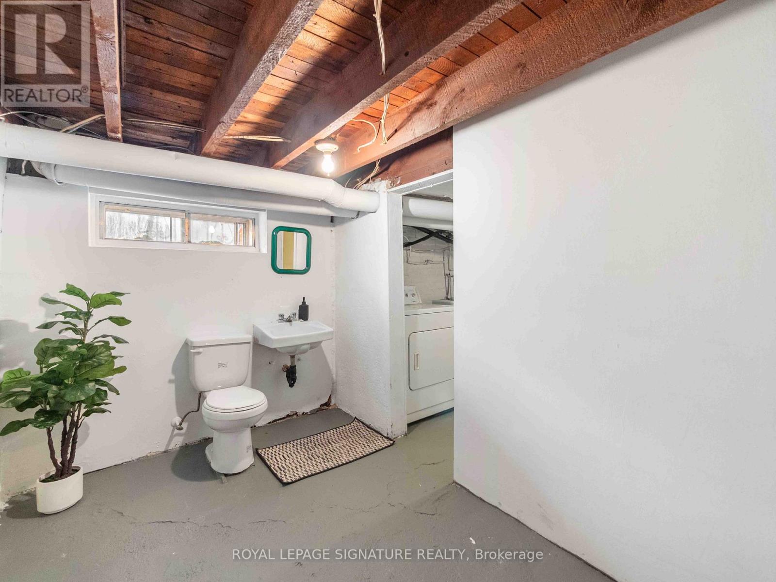 487 Sackville Street, Toronto, Ontario  M4X 1T6 - Photo 25 - C12940936