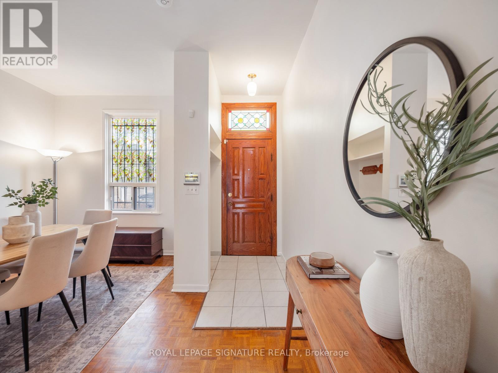 487 Sackville Street, Toronto, Ontario  M4X 1T6 - Photo 3 - C12940936