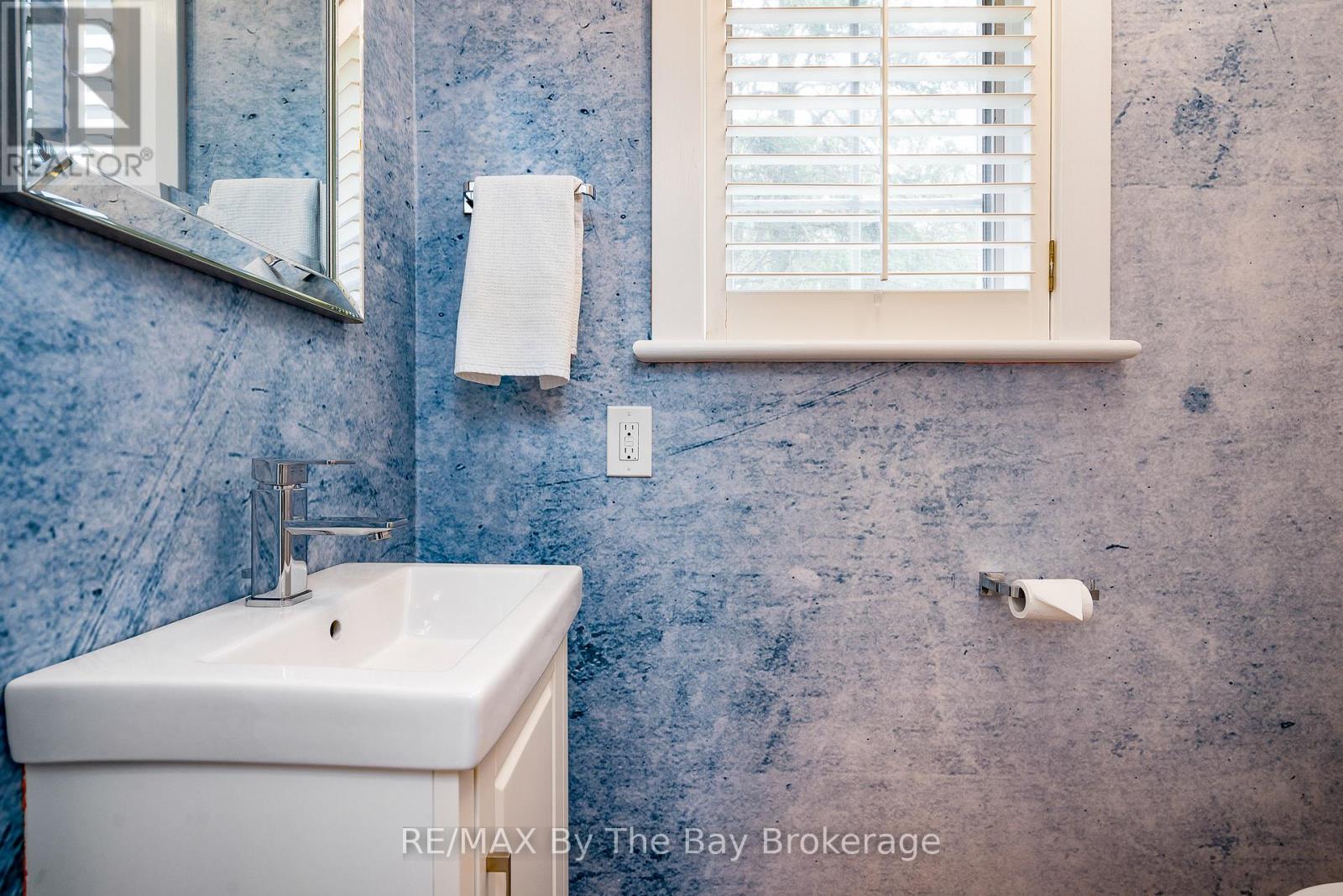 9 Purple Hill Lane, Clearview, Ontario  L0M 1G0 - Photo 25 - S12943104