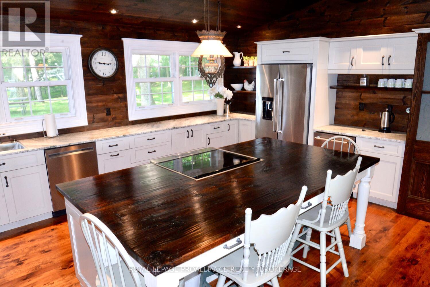 121 Tremont Park Island, Frontenac Islands, Ontario  K7G 3C9 - Photo 20 - X12942804