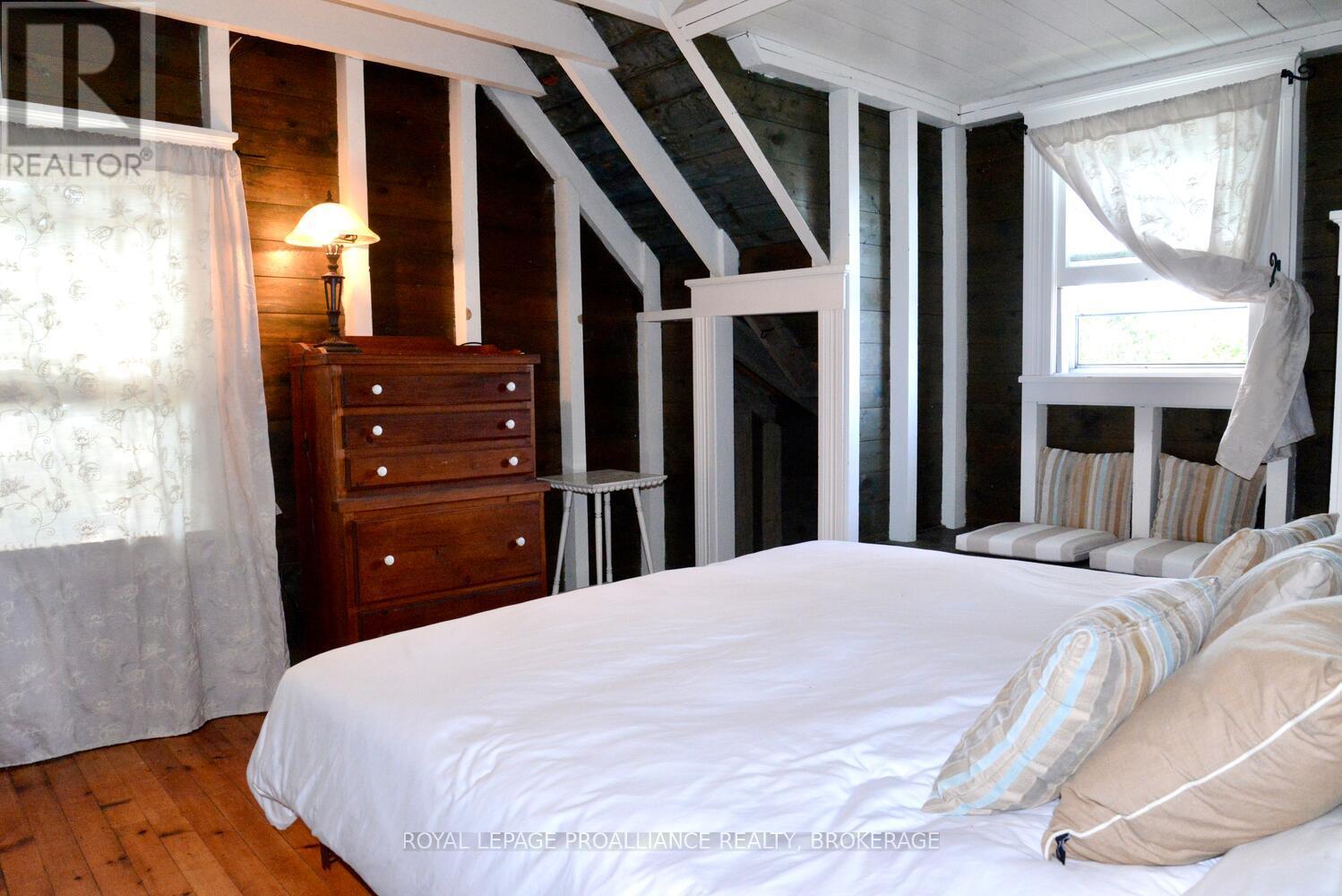 121 Tremont Park Island, Frontenac Islands, Ontario  K7G 3C9 - Photo 22 - X12942804