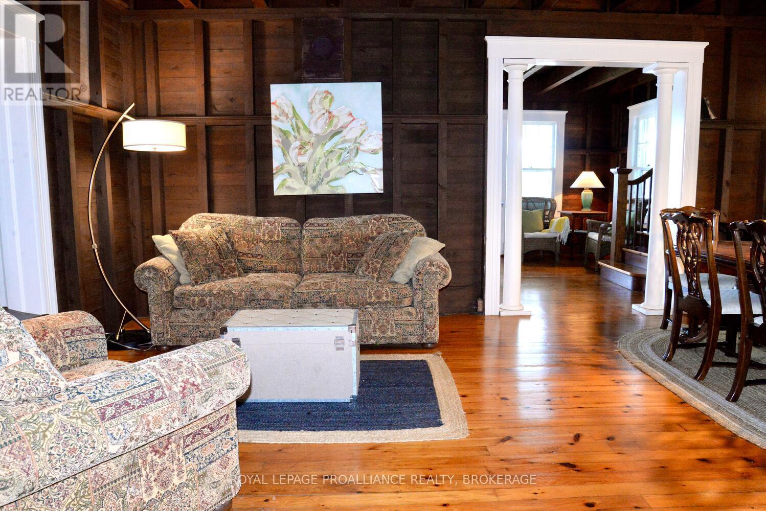 121 Tremont Park Island, Frontenac Islands, Ontario  K7G 3C9 - Photo 21 - X12942804