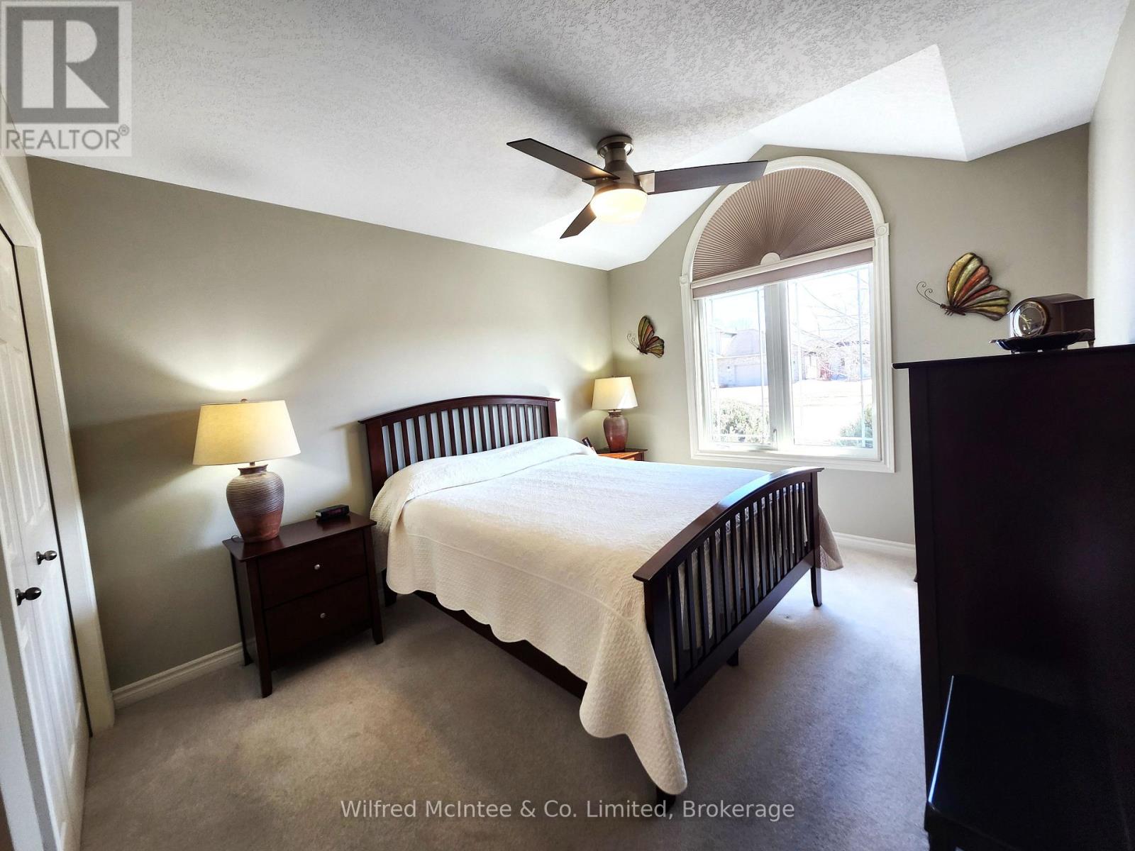 230 4th Street Crescent, Hanover, Ontario  N4N 3S2 - Photo 12 - X12943066