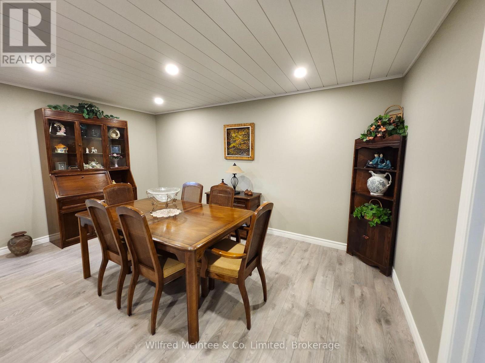 230 4th Street Crescent, Hanover, Ontario  N4N 3S2 - Photo 21 - X12943066