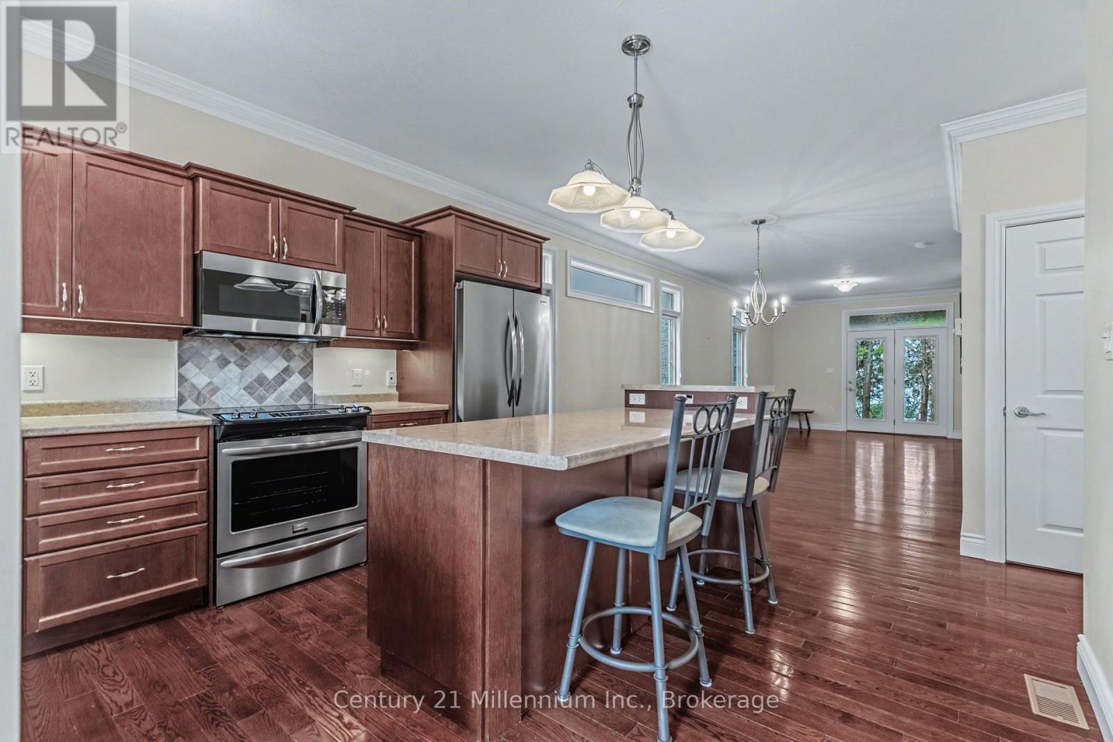 7 - 190 Morpeth Street, Saugeen Shores, Ontario  N0H 2L0 - Photo 7 - X12943214