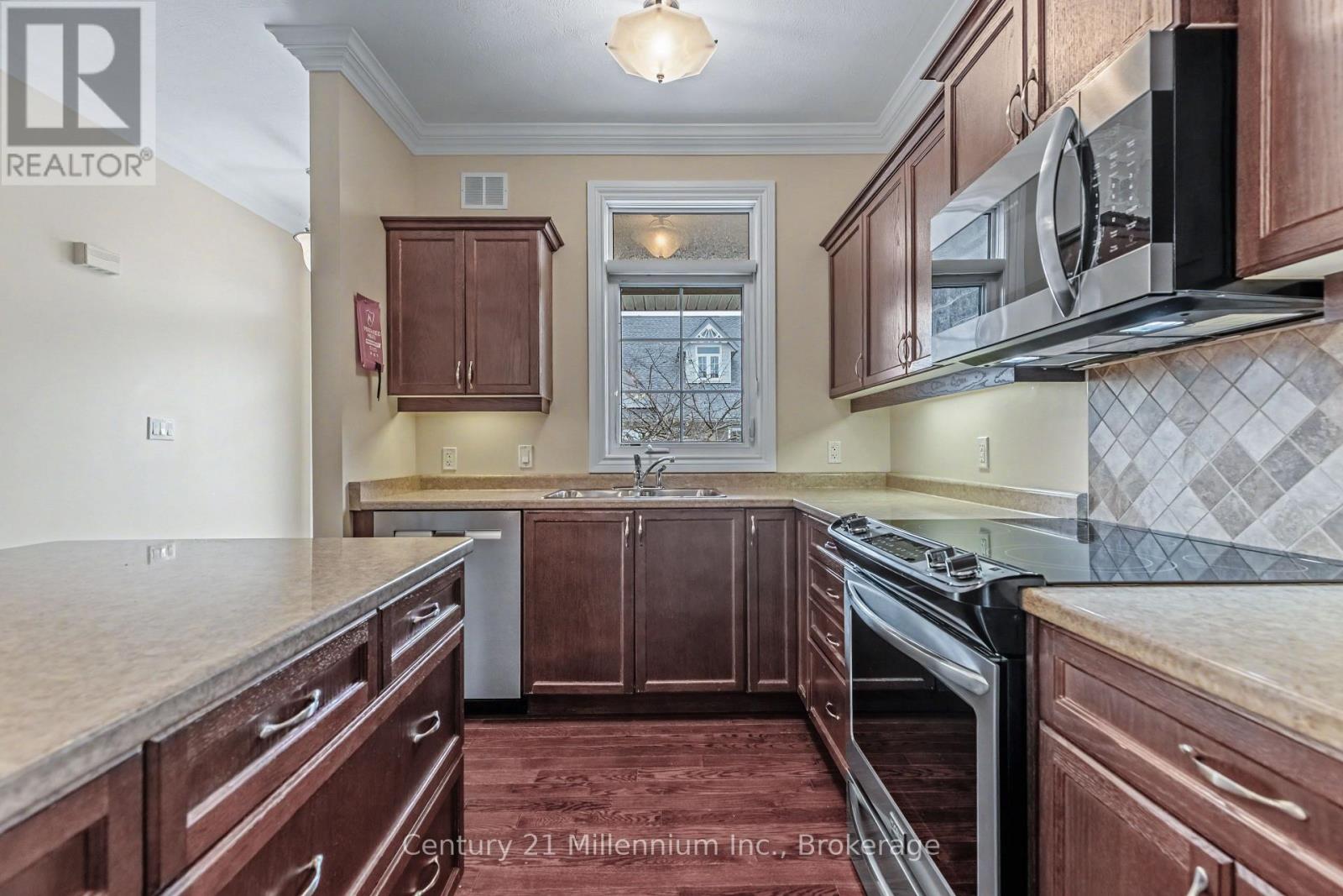 7 - 190 Morpeth Street, Saugeen Shores, Ontario  N0H 2L0 - Photo 9 - X12943214