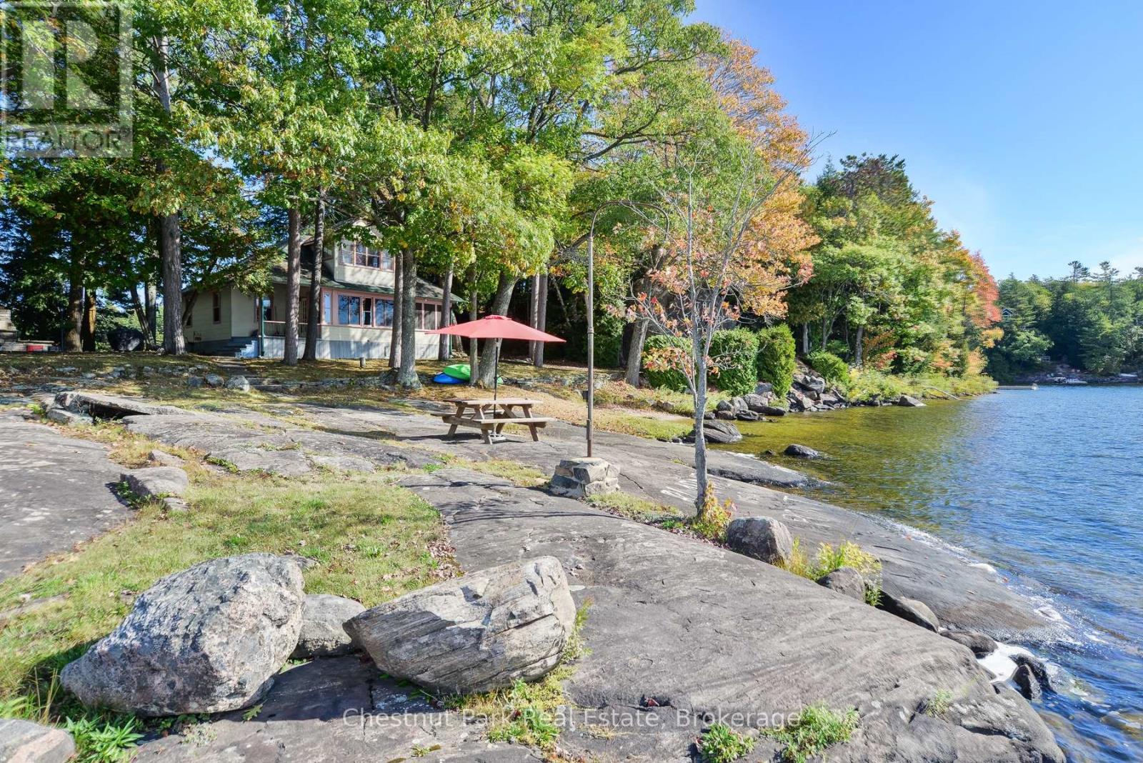 1119 Trafalgar Bay Road W, Muskoka Lakes, Ontario  P0C 1A0 - Photo 2 - X12943236