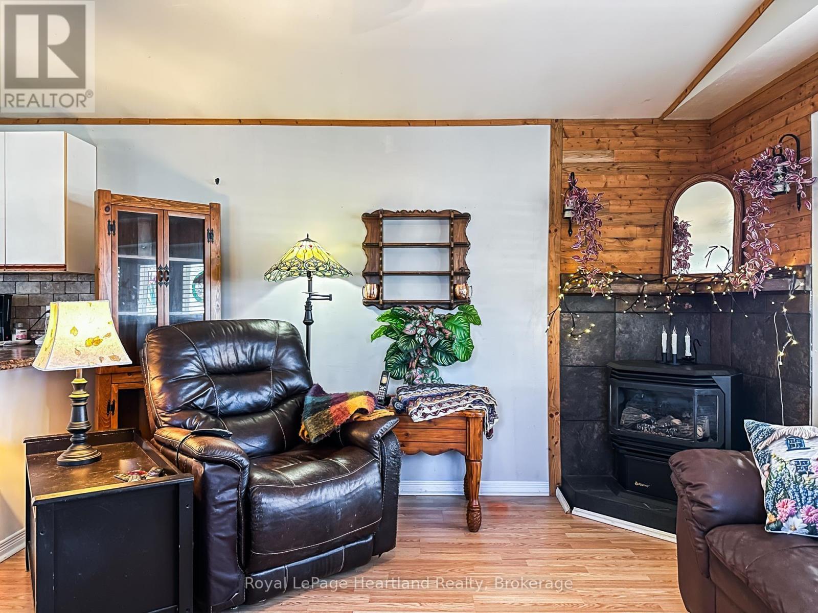 56 Cherokee Lane, Ashfield-Colborne-Wawanosh, Ontario  N7A 3Y2 - Photo 11 - X12943262