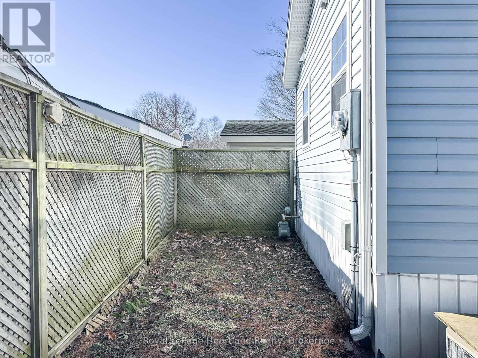 56 Cherokee Lane, Ashfield-Colborne-Wawanosh, Ontario  N7A 3Y2 - Photo 27 - X12943262