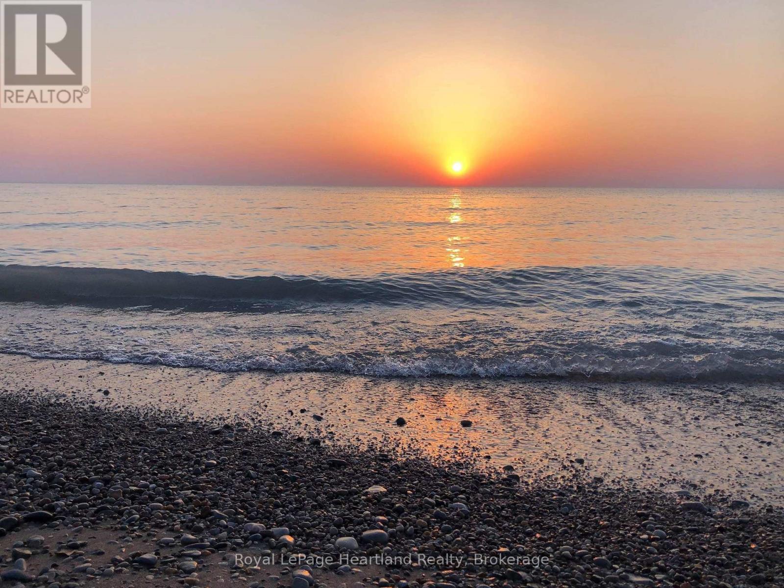 56 Cherokee Lane, Ashfield-Colborne-Wawanosh, Ontario  N7A 3Y2 - Photo 34 - X12943262