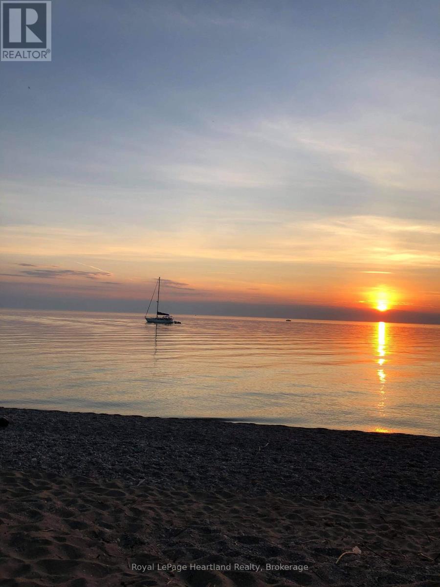 56 Cherokee Lane, Ashfield-Colborne-Wawanosh, Ontario  N7A 3Y2 - Photo 36 - X12943262