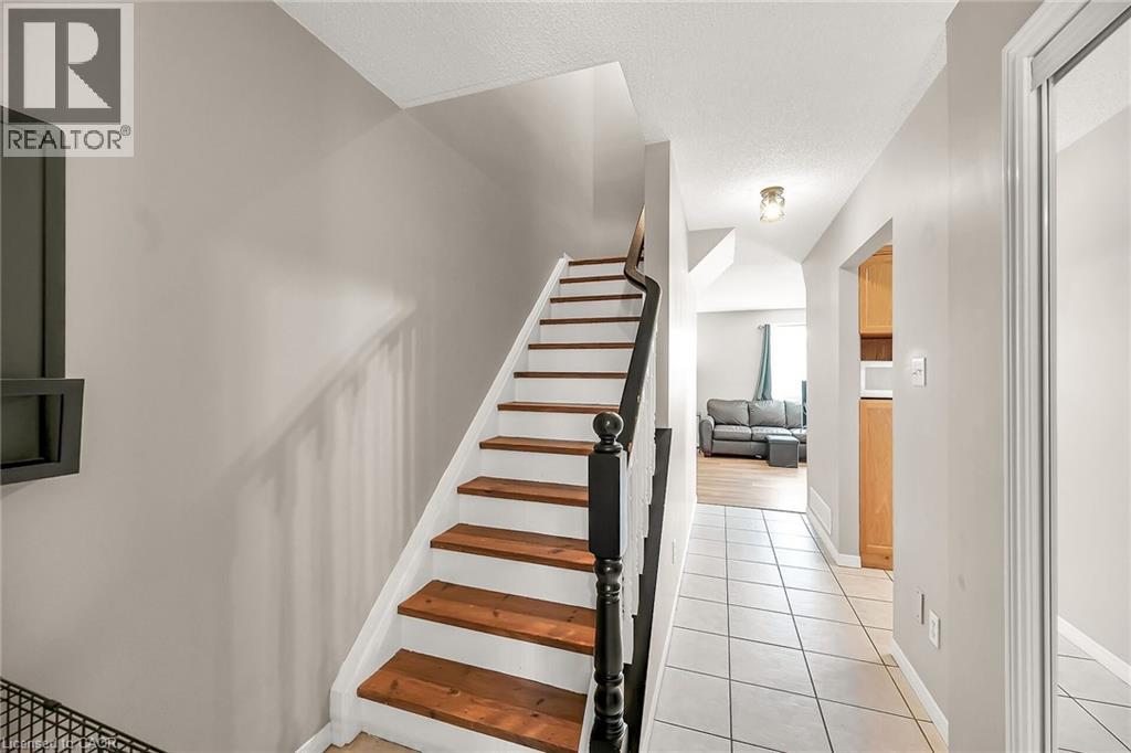 40 Braemar Avenue Unit# 30, Caledonia, Ontario  N3W 2N1 - Photo 12 - 40816675