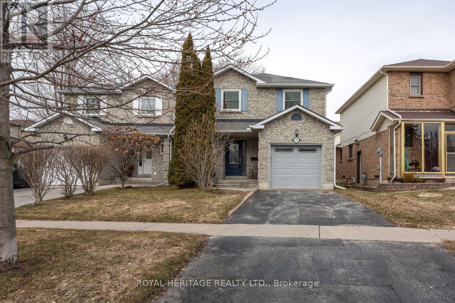 830 CASTLEGROVE AVENUE, Oshawa, Ontario