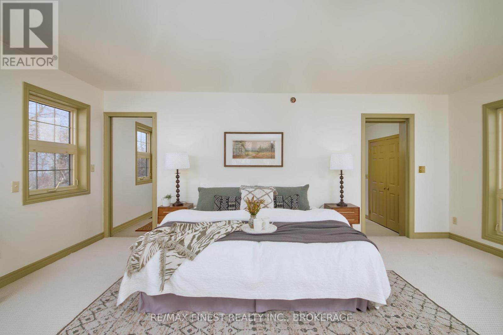 9910 Front Road, Loyalist, Ontario  K0H 2S0 - Photo 14 - X12943048