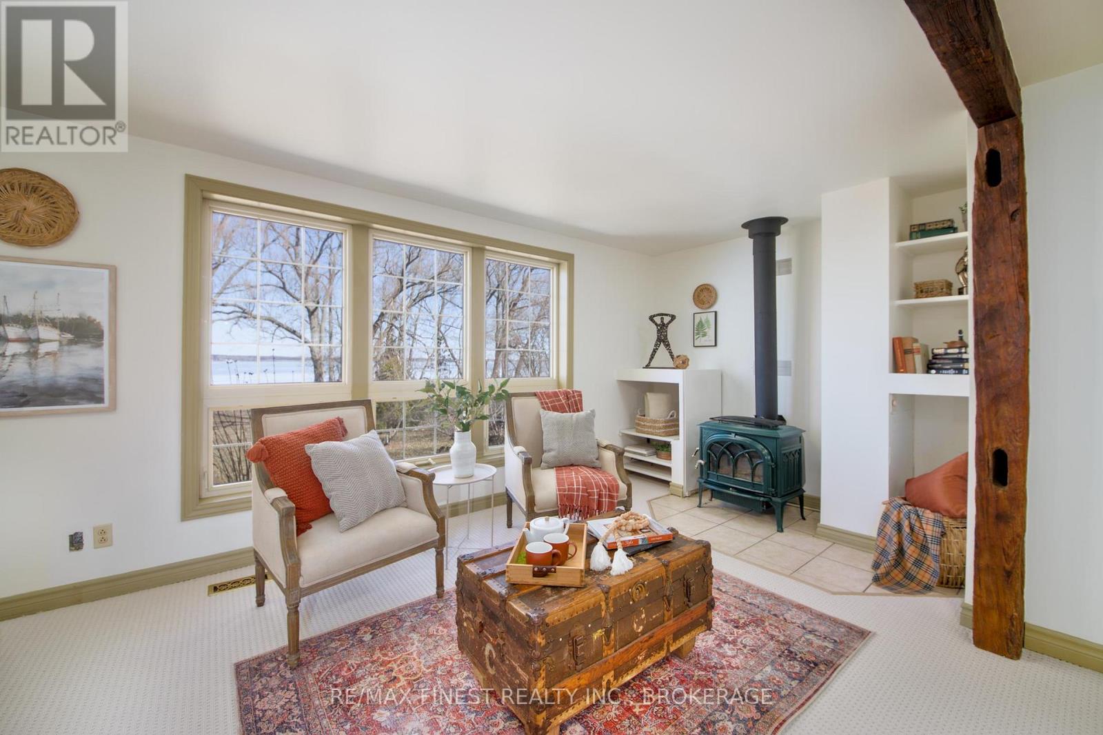 9910 Front Road, Loyalist, Ontario  K0H 2S0 - Photo 19 - X12943048