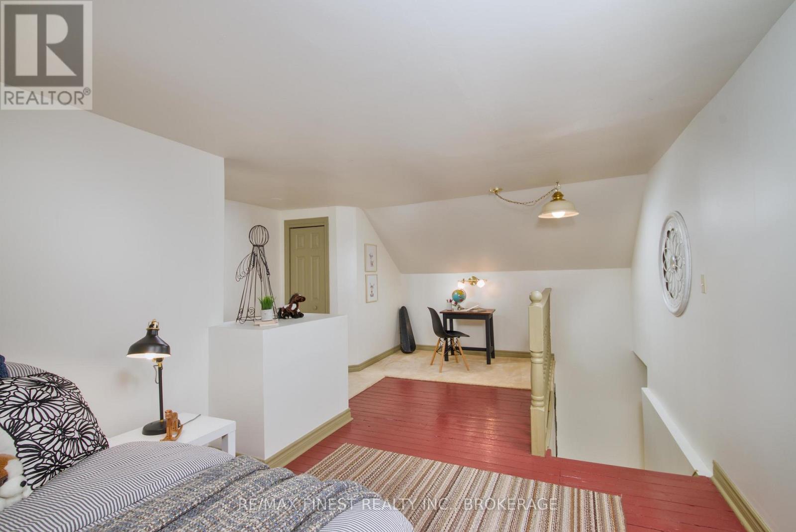 9910 Front Road, Loyalist, Ontario  K0H 2S0 - Photo 25 - X12943048