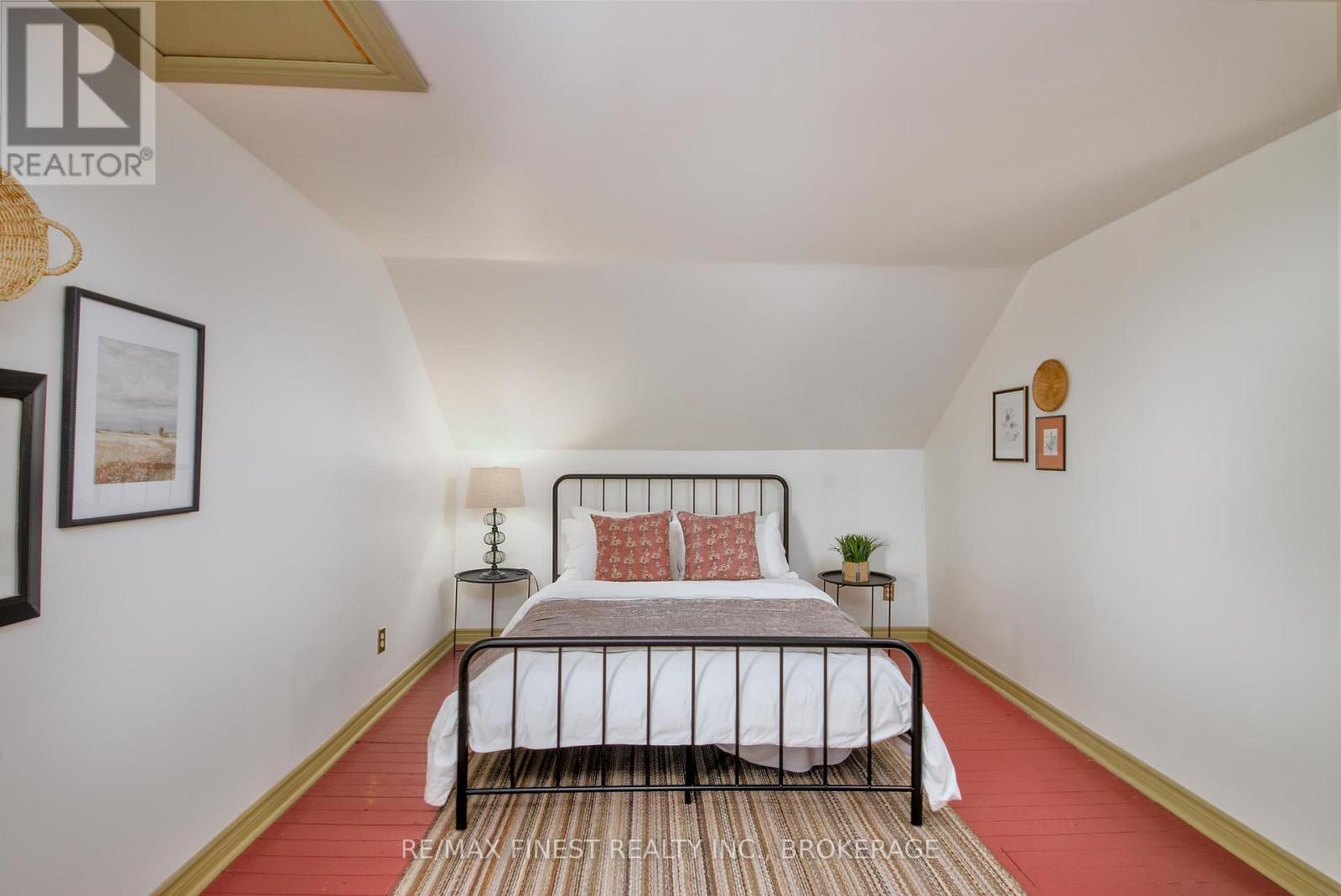 9910 Front Road, Loyalist, Ontario  K0H 2S0 - Photo 28 - X12943048