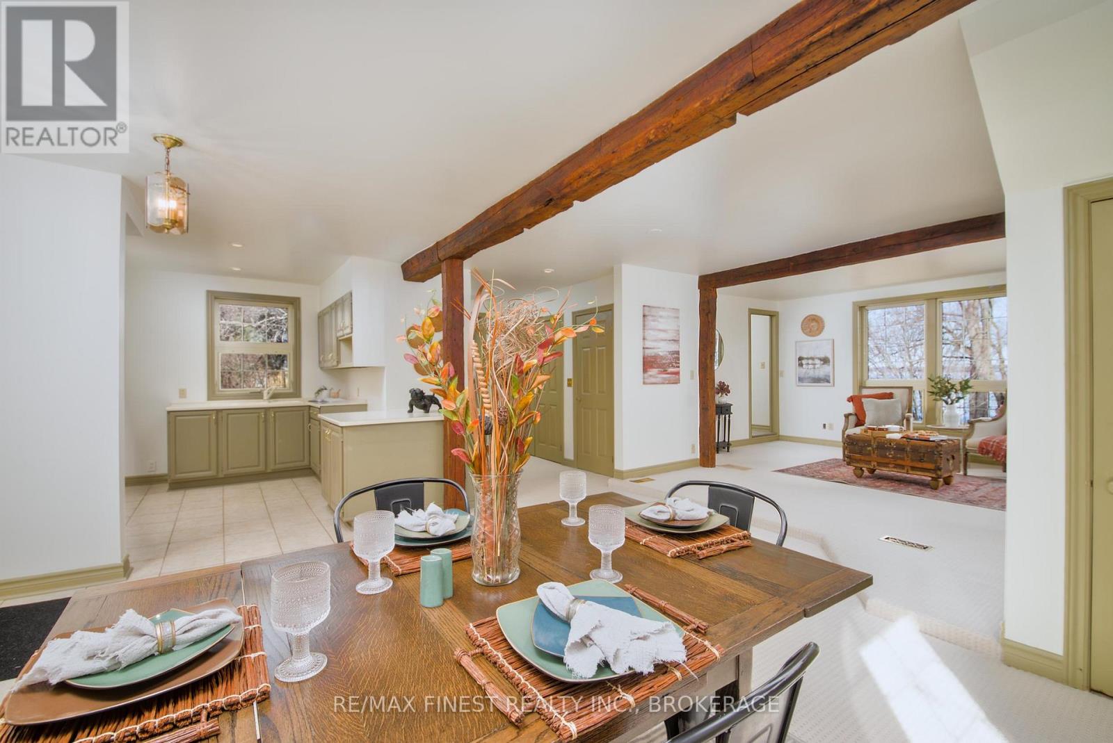 9910 Front Road, Loyalist, Ontario  K0H 2S0 - Photo 8 - X12943048