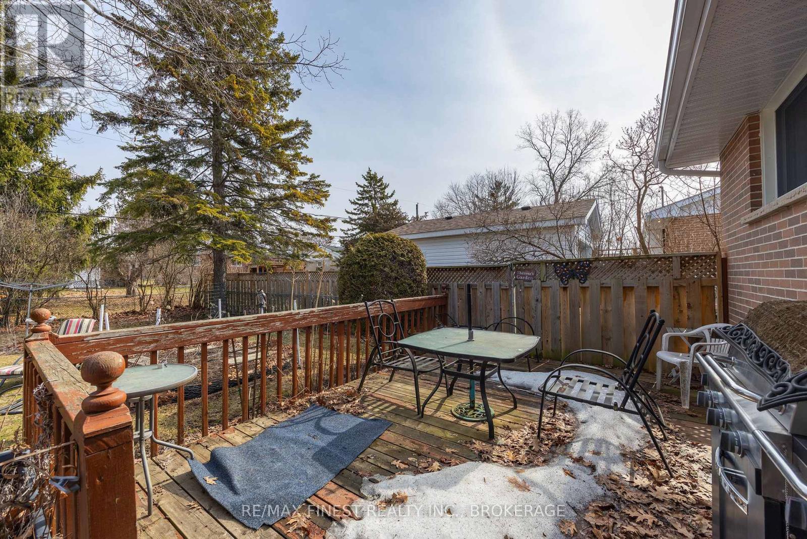 1076 Lincoln Drive, Kingston, Ontario  K7M 4Z4 - Photo 12 - X12943052