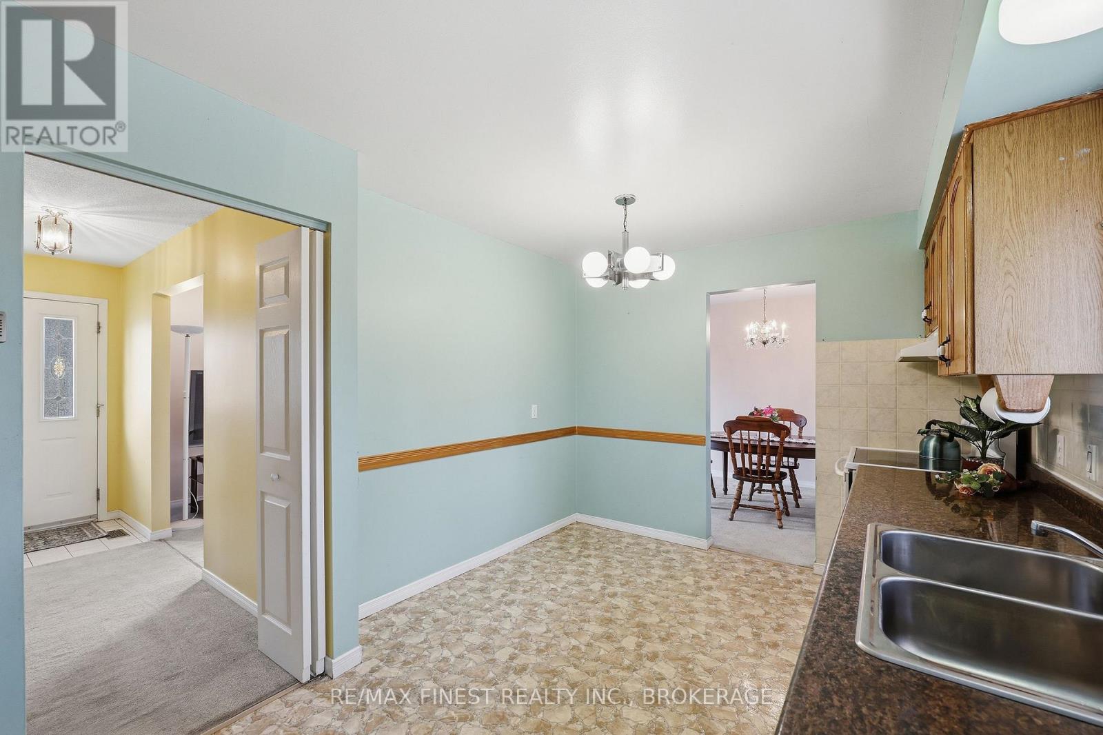 1076 Lincoln Drive, Kingston, Ontario  K7M 4Z4 - Photo 24 - X12943052