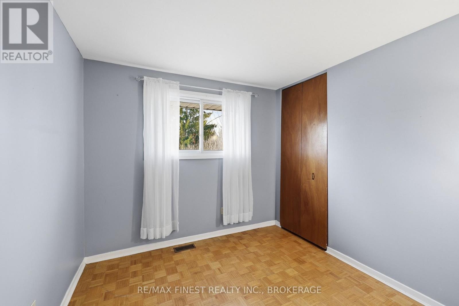 1076 Lincoln Drive, Kingston, Ontario  K7M 4Z4 - Photo 28 - X12943052