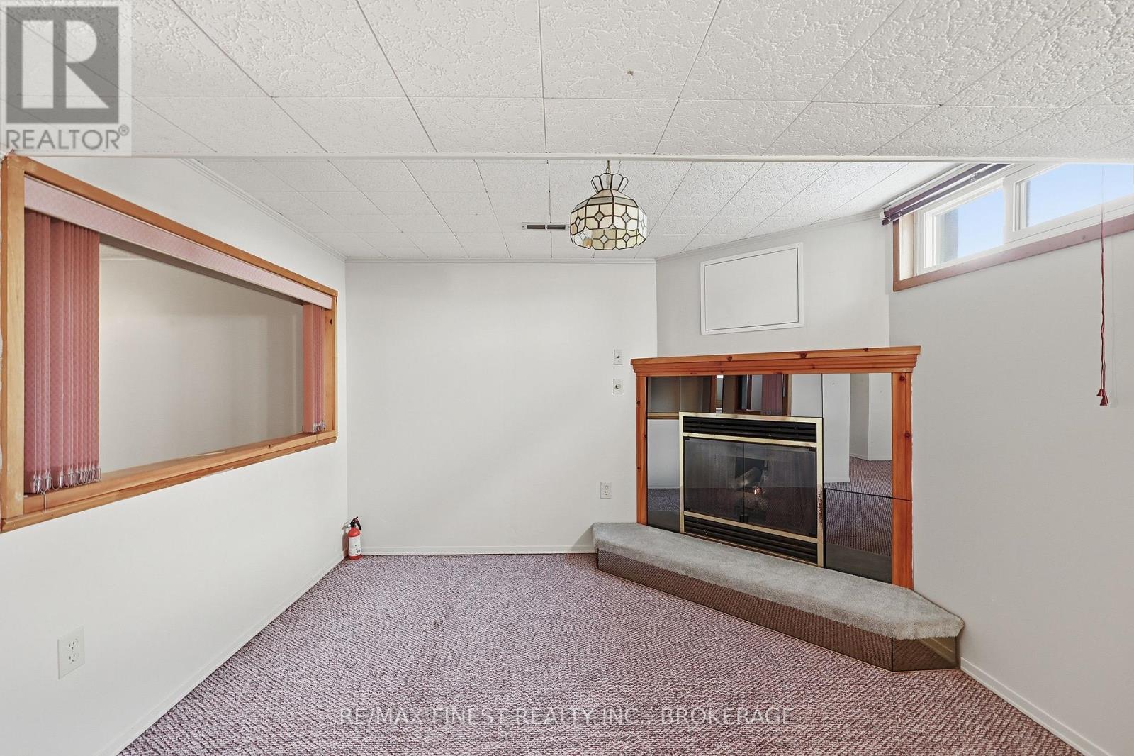 1076 Lincoln Drive, Kingston, Ontario  K7M 4Z4 - Photo 43 - X12943052