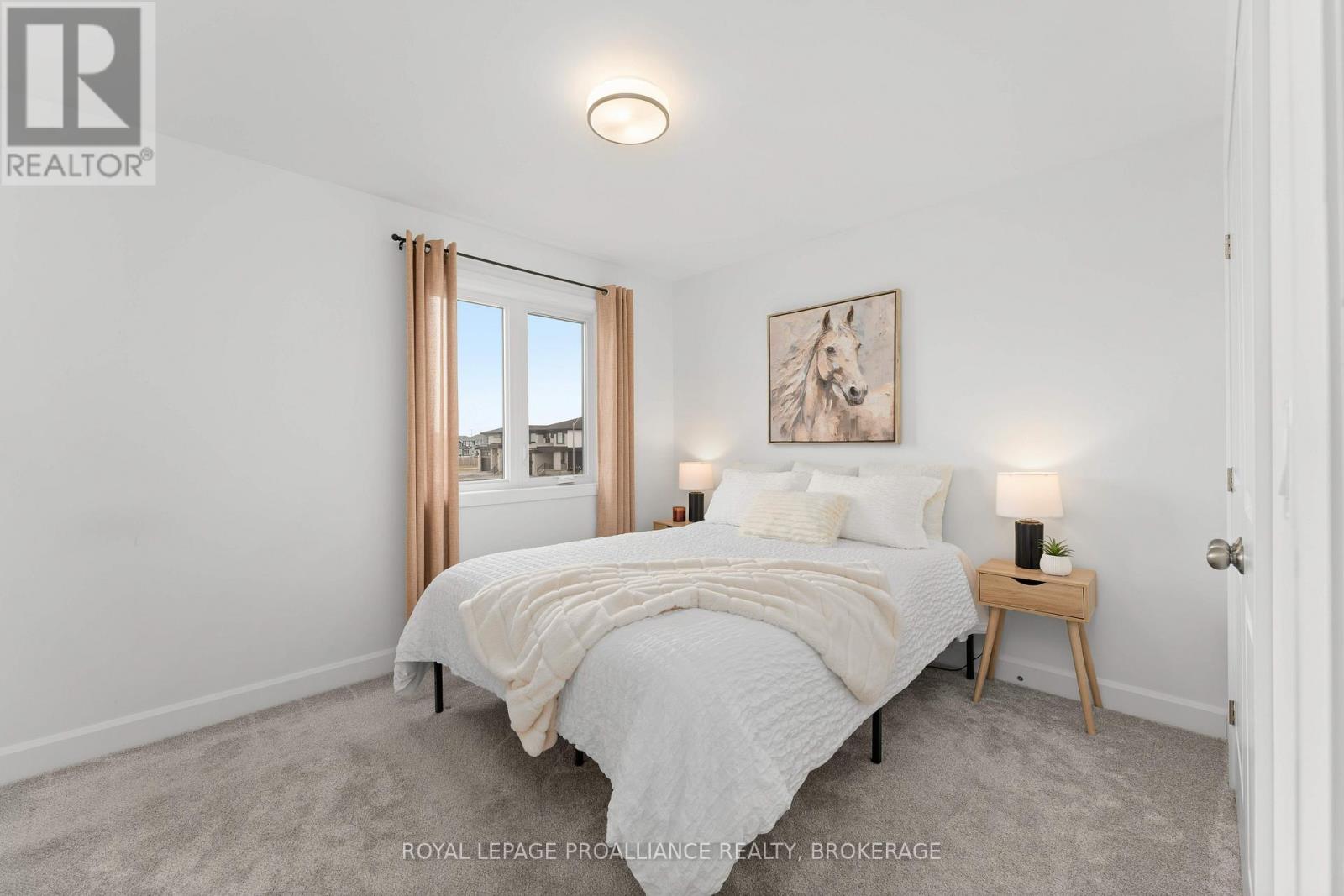 223 Superior Drive, Loyalist, Ontario  K7N 0E3 - Photo 33 - X12943100