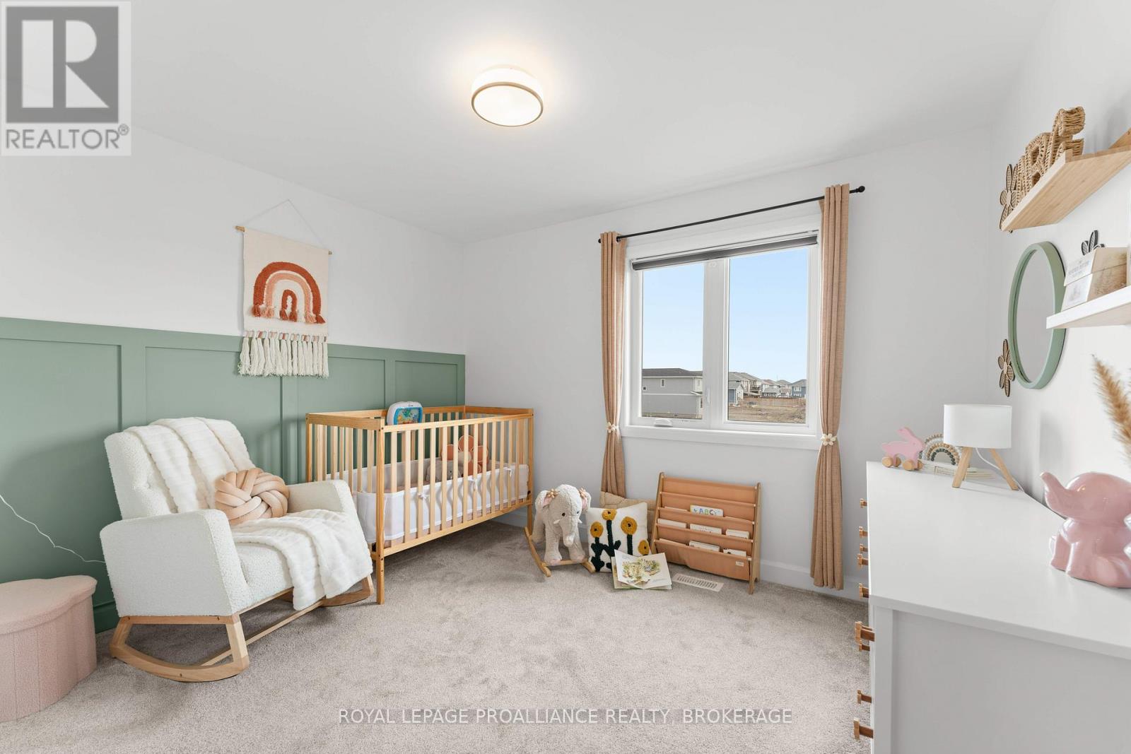 223 Superior Drive, Loyalist, Ontario  K7N 0E3 - Photo 34 - X12943100