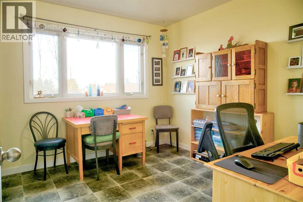 135 5 Avenue E, Cardston, Alberta  T0K 0K0 - Photo 19 - A2279743