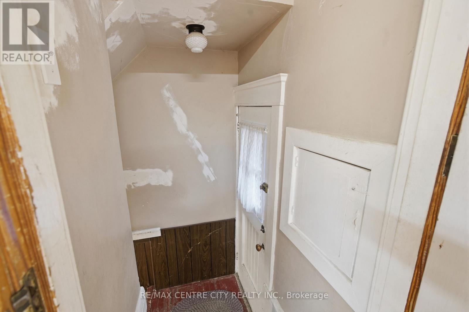 58 Windsor Avenue, London South, Ontario  N6C 1Z7 - Photo 21 - X12943164