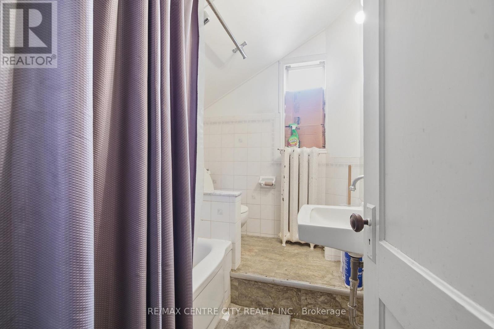 58 Windsor Avenue, London South, Ontario  N6C 1Z7 - Photo 42 - X12943164