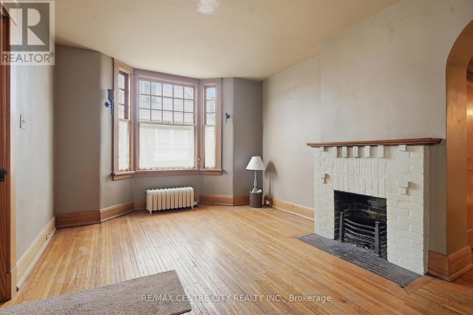 58 Windsor Avenue, London South, Ontario  N6C 1Z7 - Photo 6 - X12943164