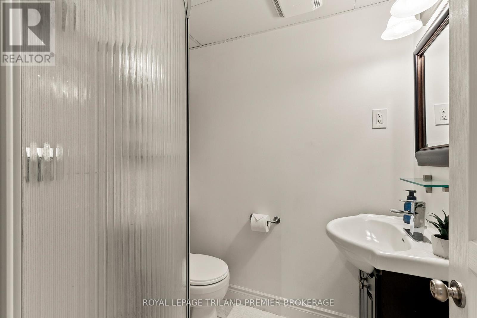 213 Crimson Crescent, London East, Ontario  N5W 6G1 - Photo 29 - X12943222