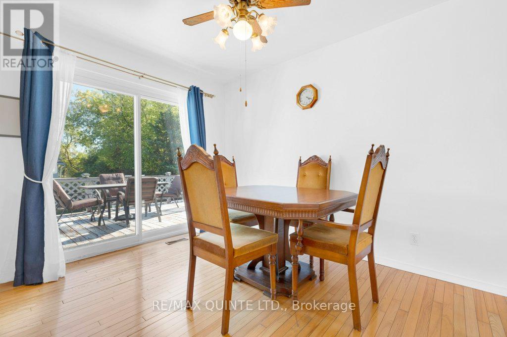 53 Water Street, Quinte West, Ontario  K8V 4M1 - Photo 12 - X12943184