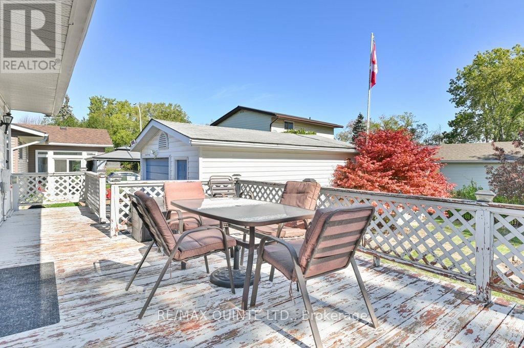 53 Water Street, Quinte West, Ontario  K8V 4M1 - Photo 32 - X12943184