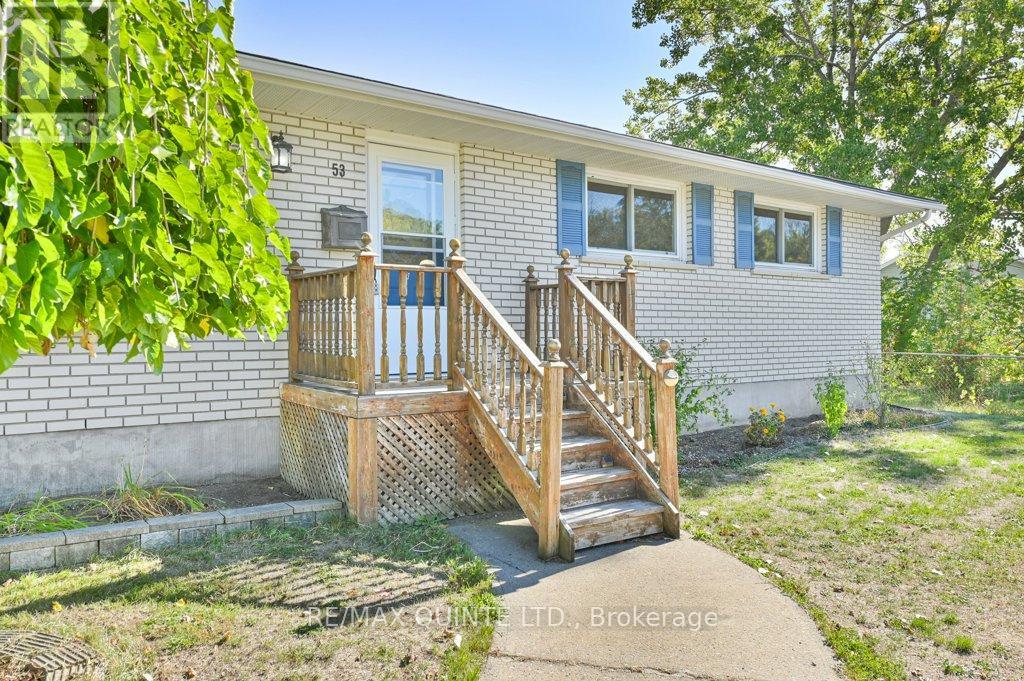 53 Water Street, Quinte West, Ontario  K8V 4M1 - Photo 4 - X12943184