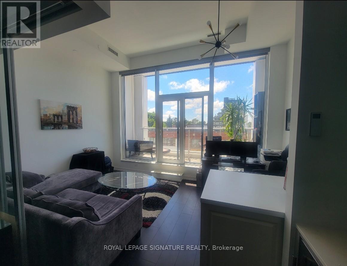 210 - 2020 Bathurst Street, Toronto, Ontario  M5P 0A6 - Photo 4 - C12943064