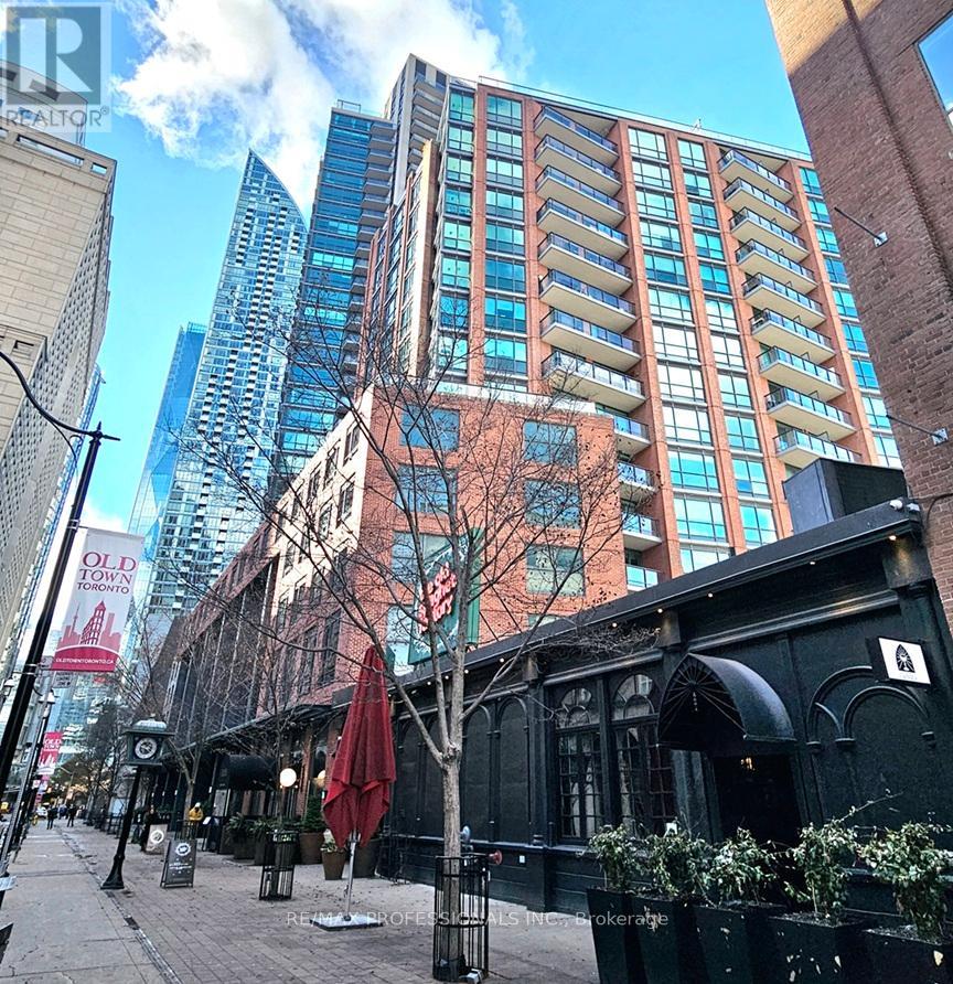1208 - 38 The Esplanade, Toronto, Ontario  M5E 1A5 - Photo 1 - C12943114